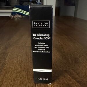 Revision Skincare C+ Correcting Complex 30% - Black